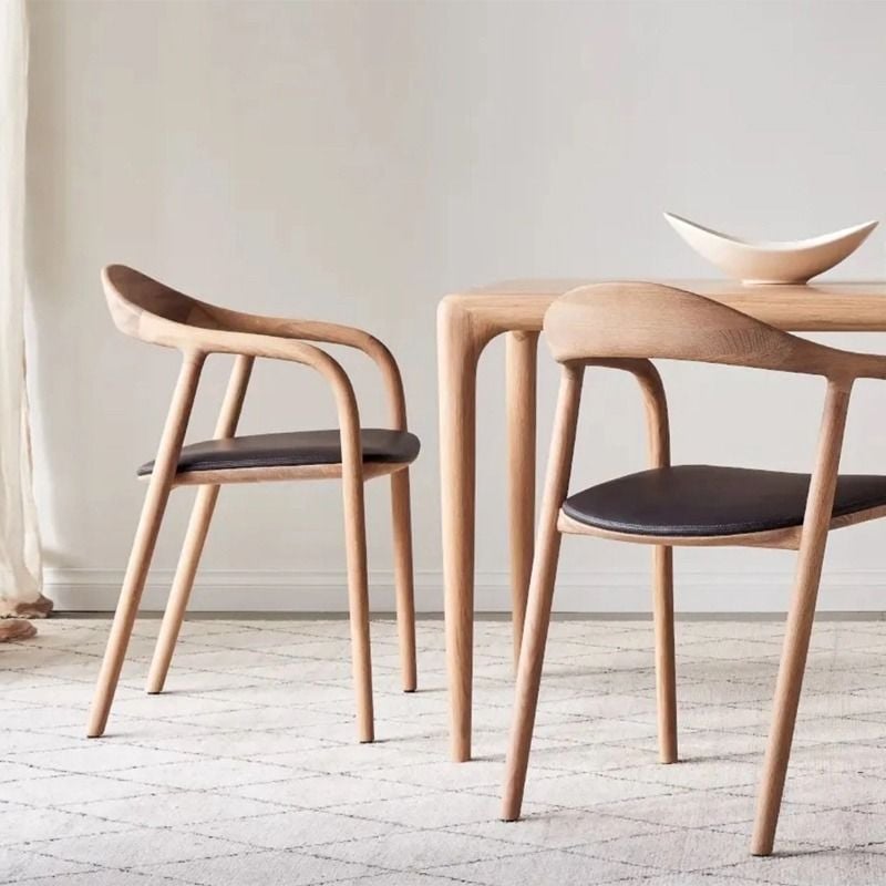 Ahşap Sandalye Kullanımıyla Dekorasyonunuza Doğallık Katın