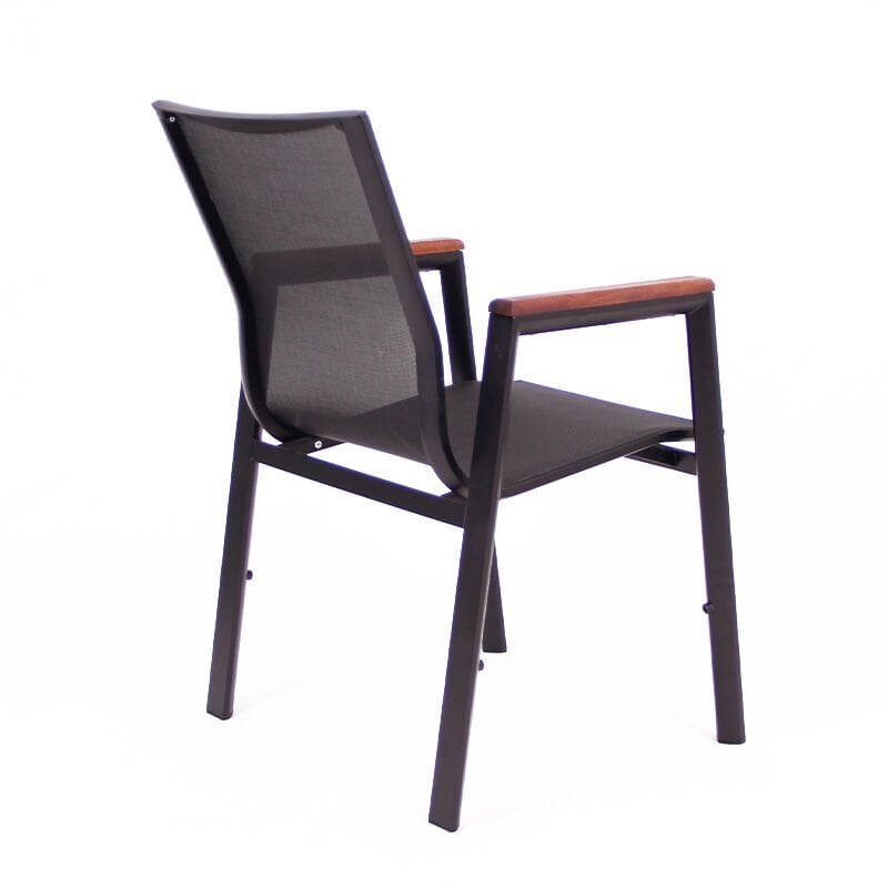 Dış Mekân Sandalyeleri Nasıl Seçilir? Uzun Ömürlü Konforun Sırları