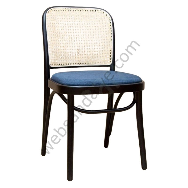 Jule Thonet Ahşap Sandalye Siyah